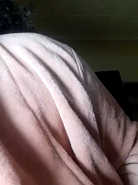 Snapshot of Bootyliciousbbw12 chatting on May 15, 5:09 pm Bootyliciousbbw12 online show from May 15, 5:09 pm