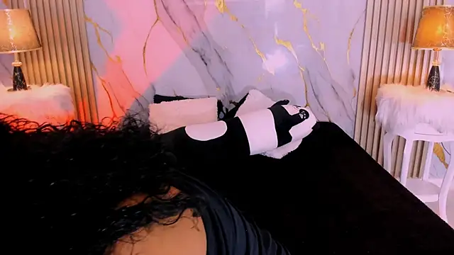 BeckyRusso online show from October 25, 2:13 pm