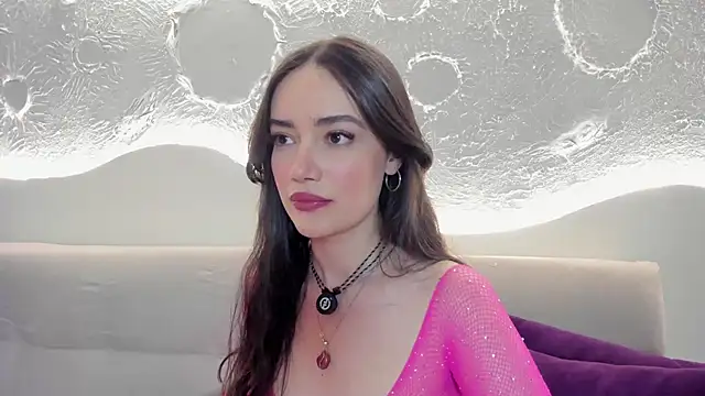 Snapshot of Kate_Amaretto_ chatting on October 29, 9:49 pm Kate Amaretto online show from October 29, 9:49 pm