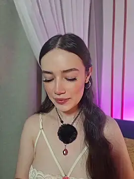 Snapshot of Kate_Amaretto_ chatting on May 30, 1:35 am Kate Amaretto online show from May 30, 1:35 am