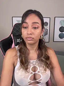 DianaHopson online show from March 1, 1:29 pm