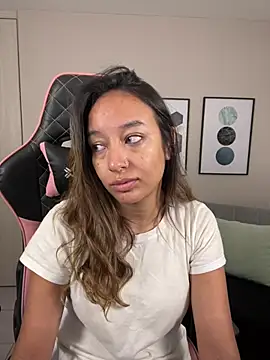 DianaHopson online show from March 9, 11:47 am