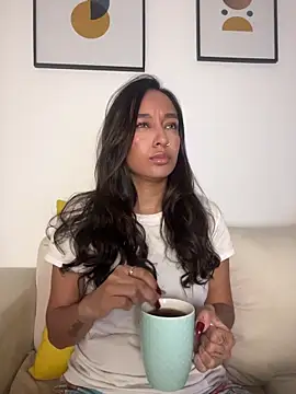 DianaHopson online show from February 17, 11:40 am