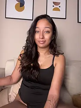 Snapshot of DianaHopson chatting on June 28, 11:38 am DianaHopson online show from June 28, 11:38 am