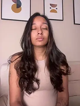Snapshot of DianaHopson chatting on July 17, 10:33 am DianaHopson online show from July 17, 10:33 am