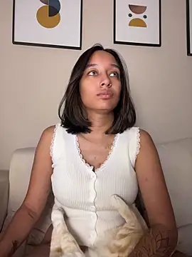 Snapshot of DianaHopson chatting on July 19, 12:58 am DianaHopson online show from July 19, 12:58 am