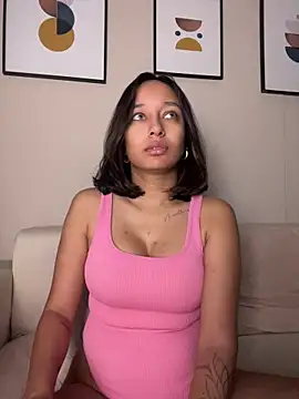 Snapshot of DianaHopson chatting on July 21, 10:28 am DianaHopson online show from July 21, 10:28 am