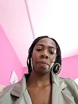 Shanelle   online show from November 19, 1:33 pm