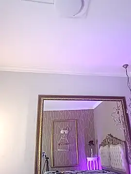 Shanelle   online show from July 26, 3:41 pm