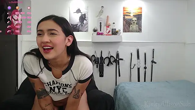 KinkyAllisonSub online show from March 24, 5:29 pm