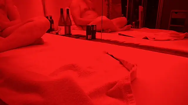 ROXYNL online show from December 22, 1:44 pm