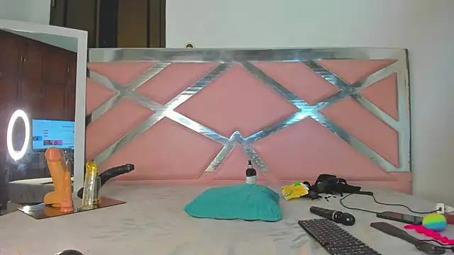 Snapshot of ebonnyygoddes chatting on February 1, 12:37 pm ebonnyygoddes online show from February 1, 12:37 pm