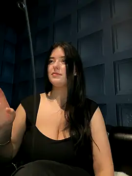 Snapshot of Angela_Fosterr chatting on November 9, 8:18 pm Angela Fosterr online show from November 9, 8:18 pm