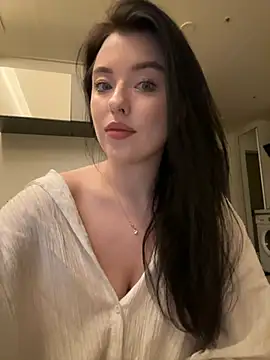 Angela Fosterr online show from August 1, 7:13 pm