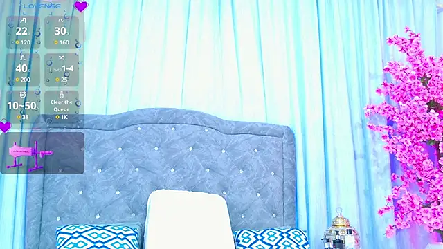 Snapshot of ZafiroClean chatting on March 6, 1:27 am ZafiroClean online show from March 6, 1:27 am