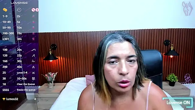 Snapshot of tammy_lynn69 chatting on February 3, 10:43 pm tammy lynn69 online show from February 3, 10:43 pm