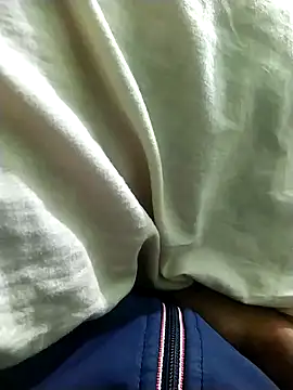 Snapshot of Niladri1410 chatting on December 25, 4:00 pm Niladri1410 online show from December 25, 4:00 pm