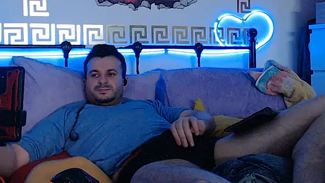 Snapshot of erotico69xxx chatting on January 12, 2:14 am erotico69xxx online show from January 12, 2:14 am