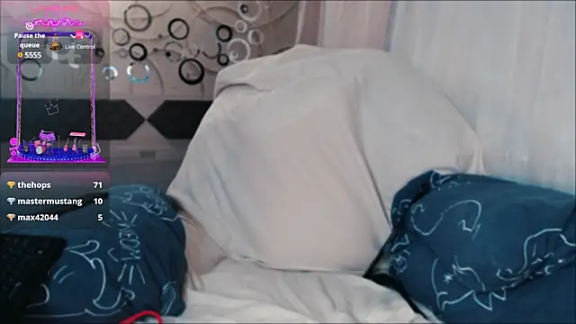 tia meow online show from January 15, 12:30 am