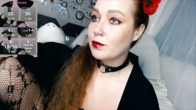 tia meow online show from October 30, 7:25 pm