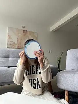 Ameellie online show from February 27, 2:43 pm