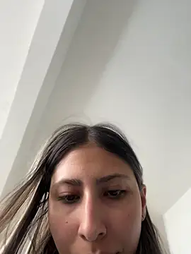 Ameellie online show from April 29, 4:11 pm