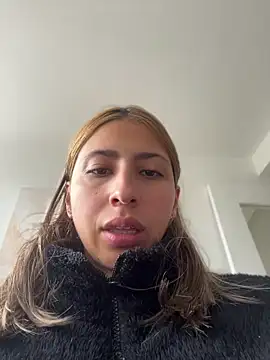 Ameellie online show from July 15, 4:01 pm