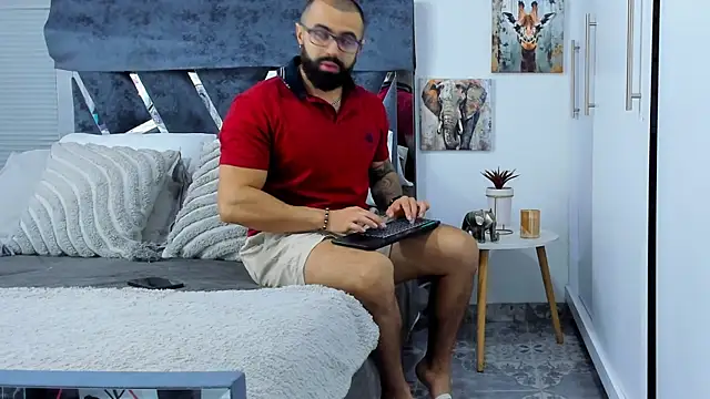 Snapshot of Zack_Froone chatting on June 23, 2:26 pm Zack Froone online show from June 23, 2:26 pm