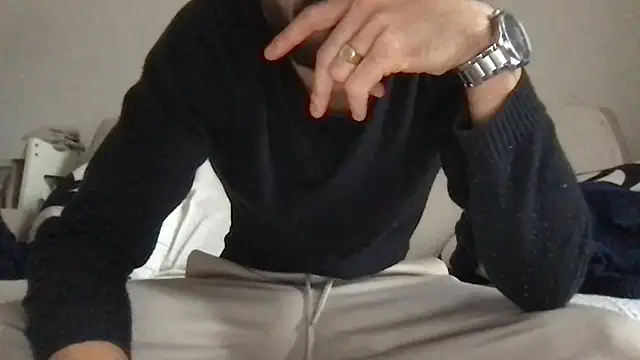 Snapshot of athenphysics chatting on December 2, 10:42 am athenphysics online show from December 2, 10:42 am