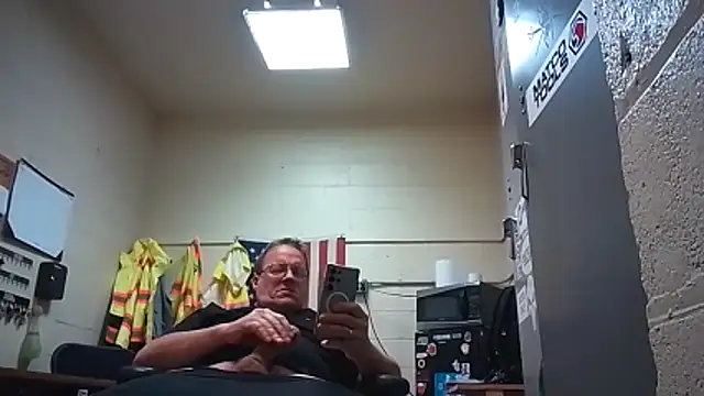 Cockrub1 online show from December 14, 7:36 am