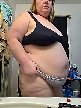 Snapshot of virgieblanca chatting on January 8, 3:31 am virgieblanca online show from January 8, 3:31 am