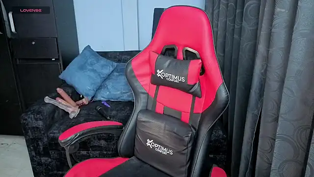 charlotee lovee69 online show from November 11, 11:16 pm