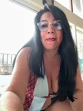 Jadeh Williams02 online show from February 20, 2:39 pm