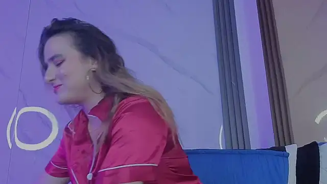 CandyQueenGold online show from February 5, 7:07 pm