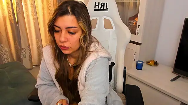 EveEvian online show from January 19, 9:11 am