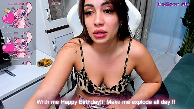 EveEvian online show from March 21, 8:40 pm