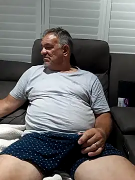 Cock-a-saurus68 online show from January 23, 11:04 am