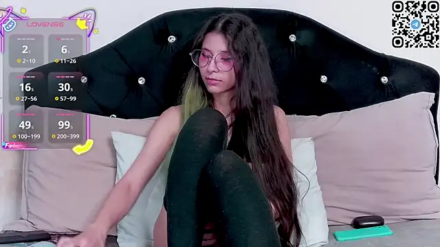 Snapshot of nonawhitemm chatting on November 3, 10:53 pm nonawhitemm online show from November 3, 10:53 pm