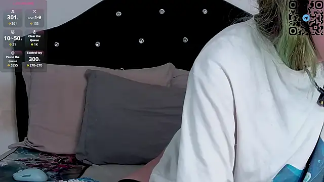 Snapshot of nonawhitemm chatting on November 28, 12:02 am nonawhitemm online show from November 28, 12:02 am