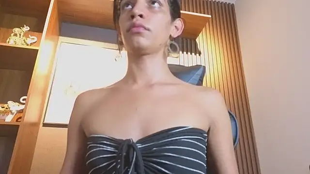 Alahia Rodriguez online show from April 27, 8:07 pm