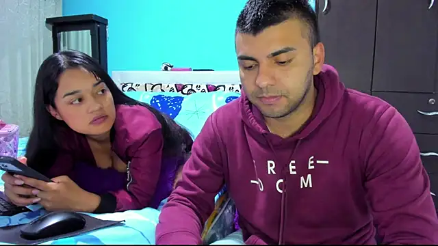 2ScarletandRyan8 online show from December 18, 9:59 am