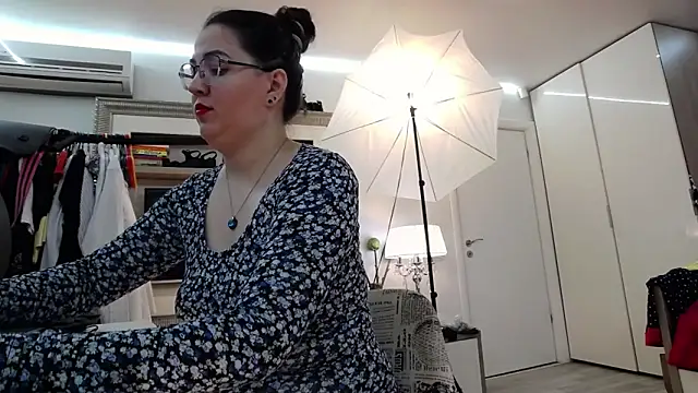 ILoveToFeelU online show from March 9, 10:08 pm