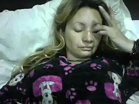 Snapshot of Paulita_x3 chatting on May 3, 8:31 am Paulita x3 online show from May 3, 8:31 am