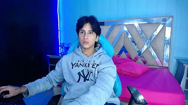 alex 477 online show from January 12, 11:37 am