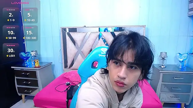 alex 477 online show from June 16, 11:35 am