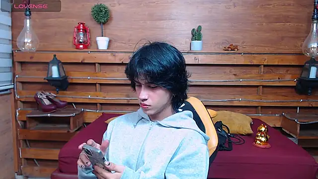 alex 477 online show from June 25, 11:37 am
