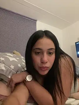 Gigi-bom online show from December 16, 11:18 pm