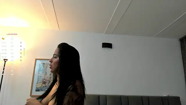 Gigi-bom online show from December 21, 1:46 am