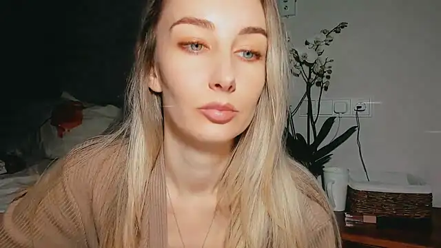 Maiami000 online show from January 23, 3:32 pm