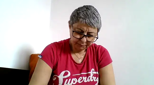 Snapshot of roseblak42 chatting on March 17, 9:44 am roseblak42 online show from March 17, 9:44 am